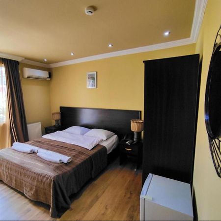 Aparthotel Old City Batoumi Extérieur photo