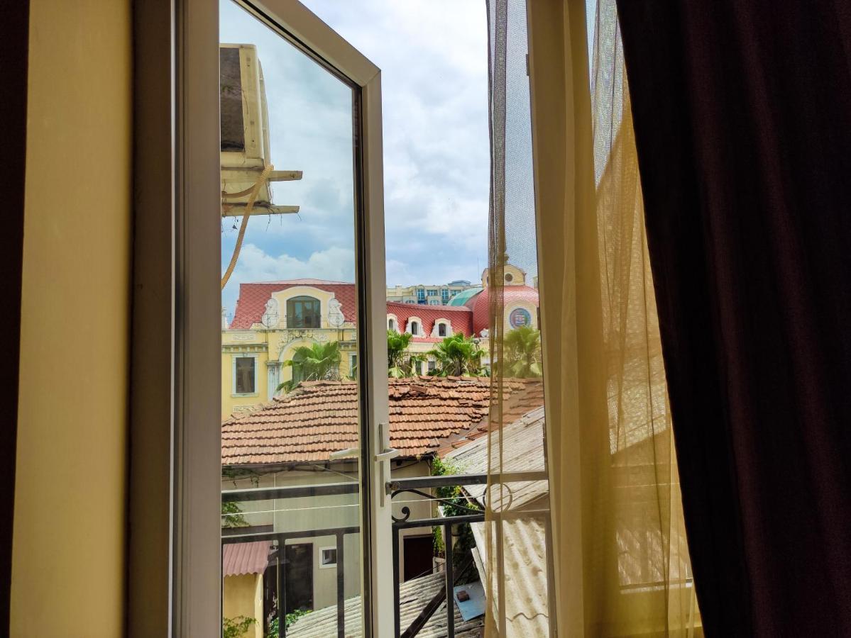 Aparthotel Old City Batoumi Extérieur photo