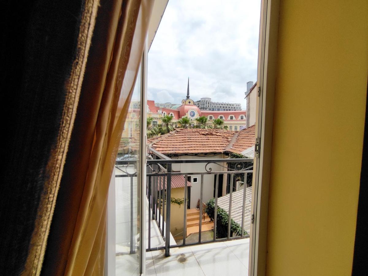 Aparthotel Old City Batoumi Extérieur photo