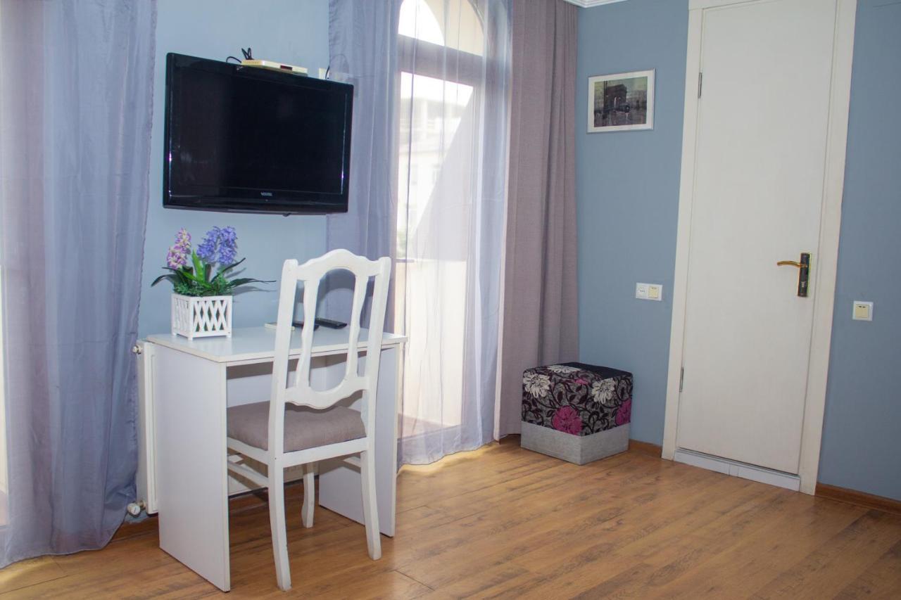 Aparthotel Old City Batoumi Extérieur photo