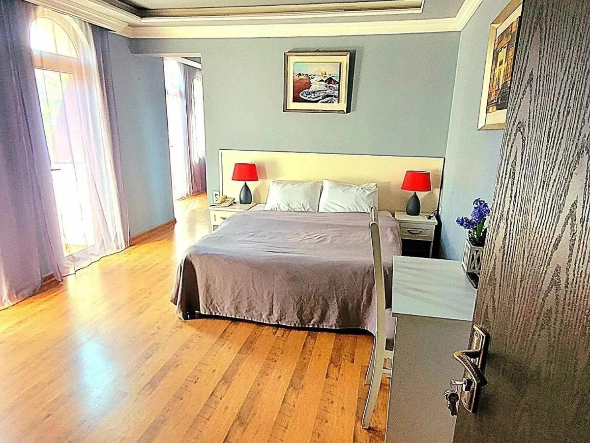 Aparthotel Old City Batoumi Extérieur photo