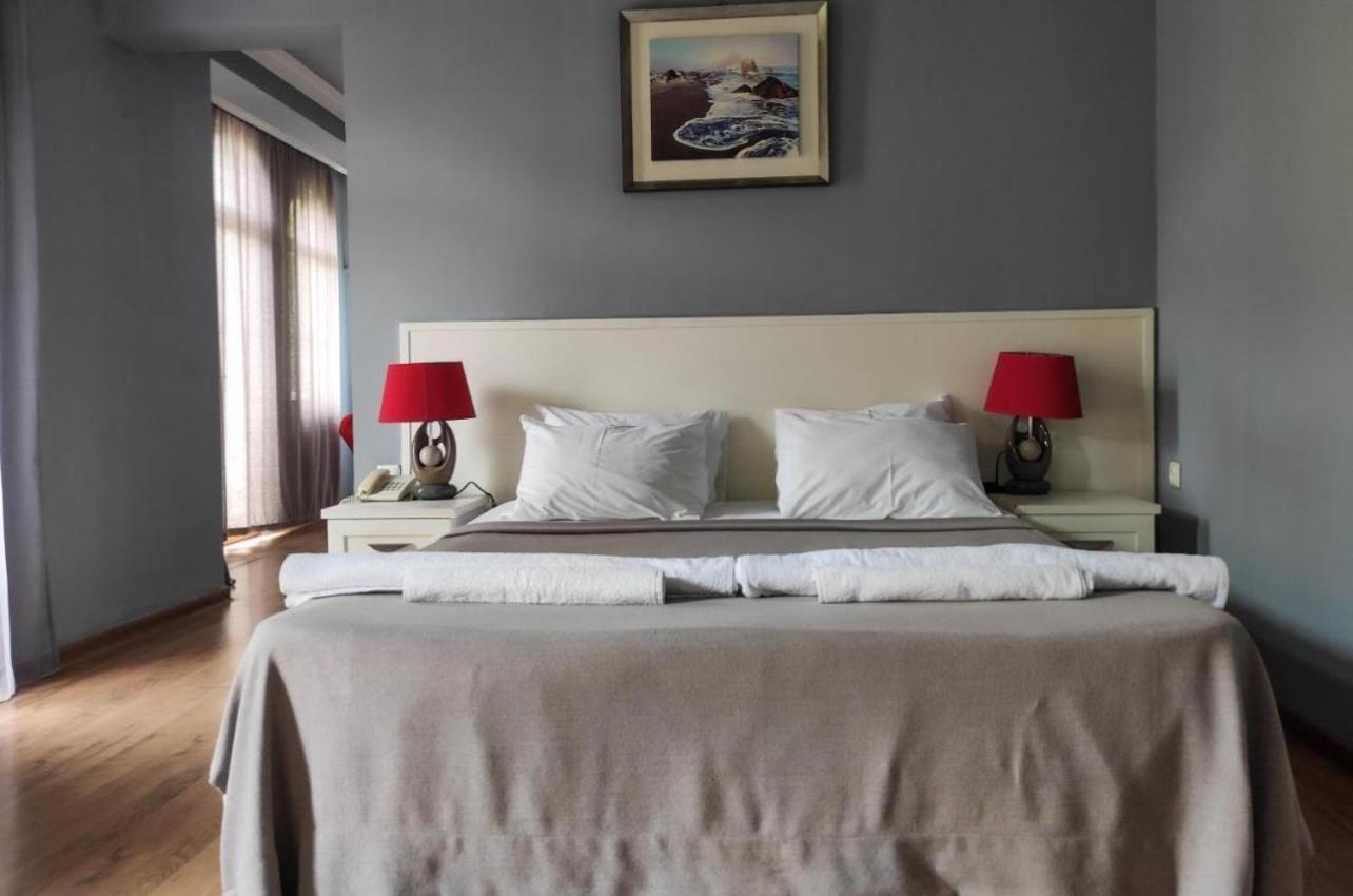 Aparthotel Old City Batoumi Extérieur photo
